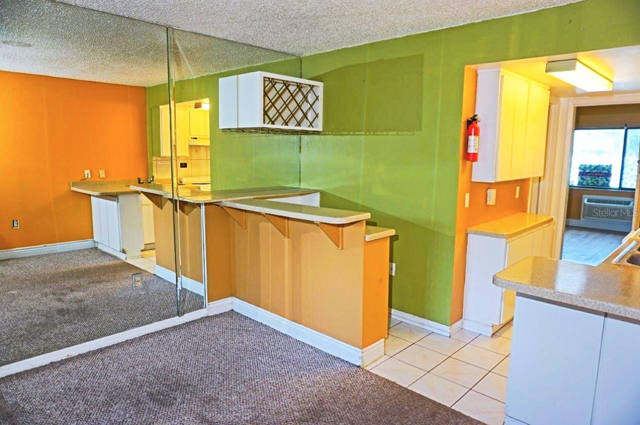 1865 Mazo Mnr #j5 Property Photo 6