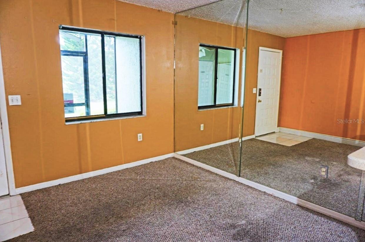 1865 Mazo Mnr #j5 Property Photo 10