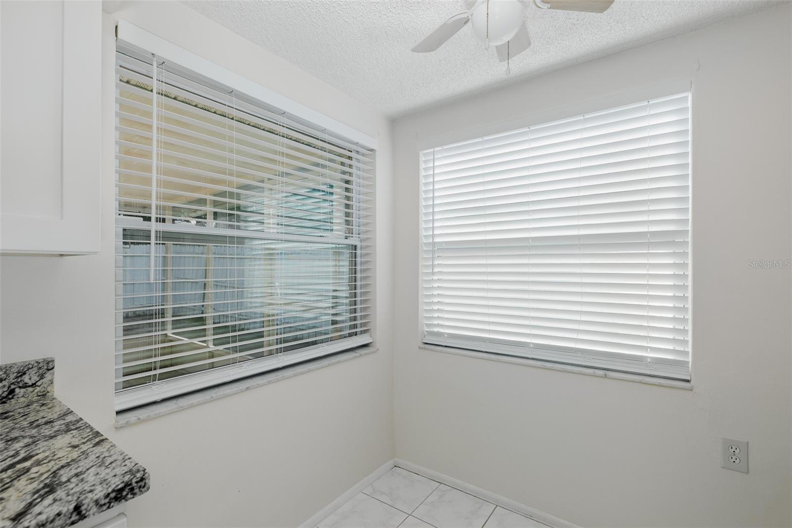 1148 Fernwood Dr Property Photo 7