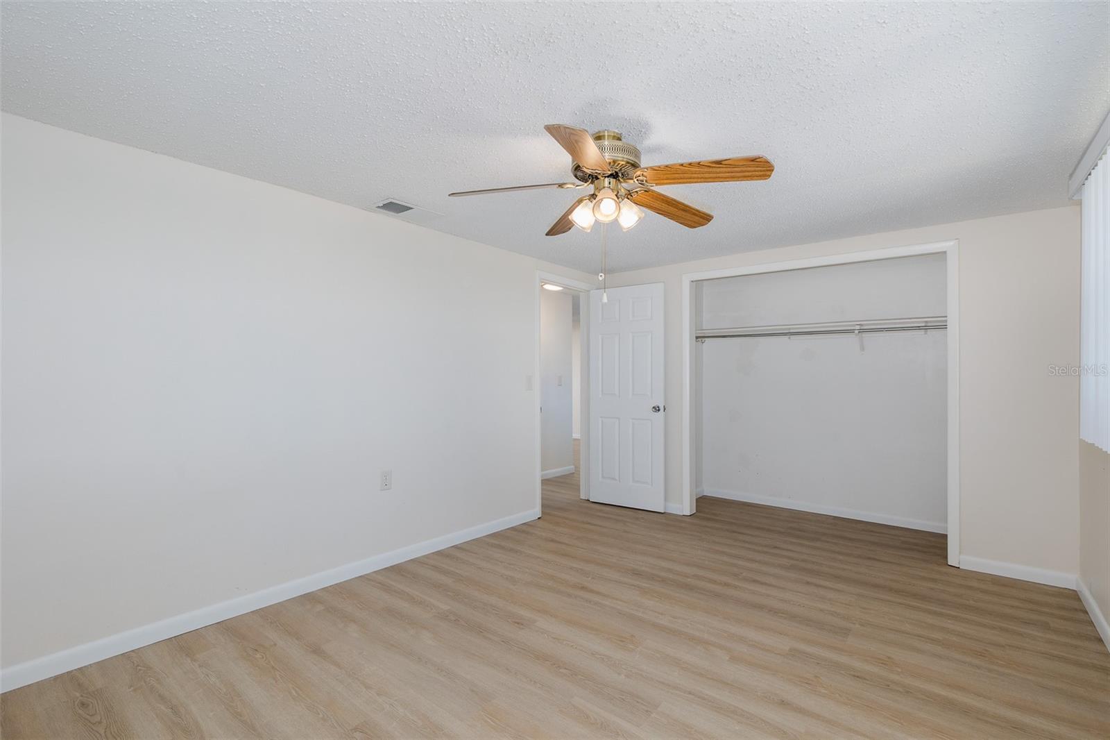 1148 Fernwood Dr Property Photo 10
