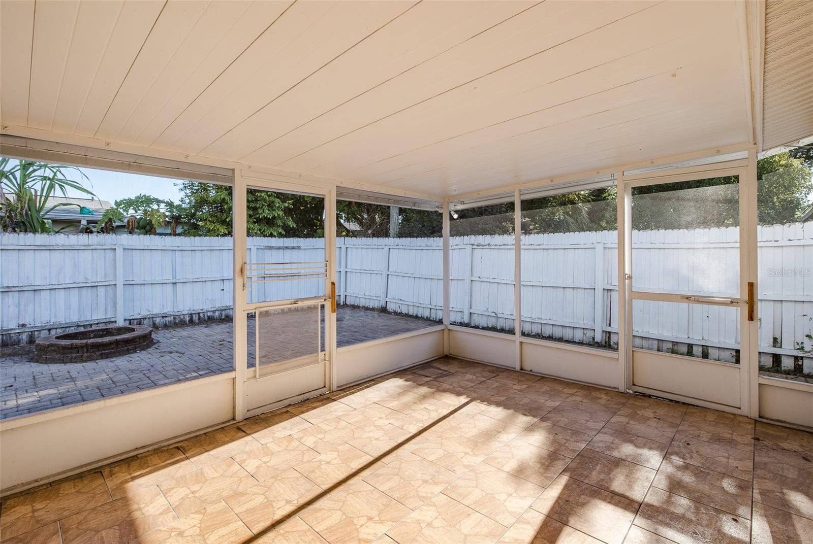 1148 Fernwood Dr Property Photo 12