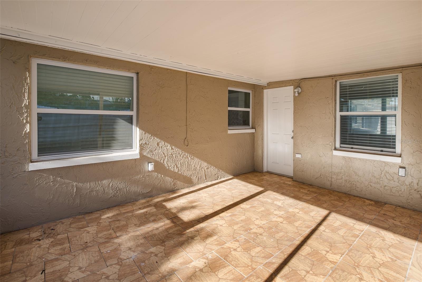 1148 Fernwood Dr Property Photo 15