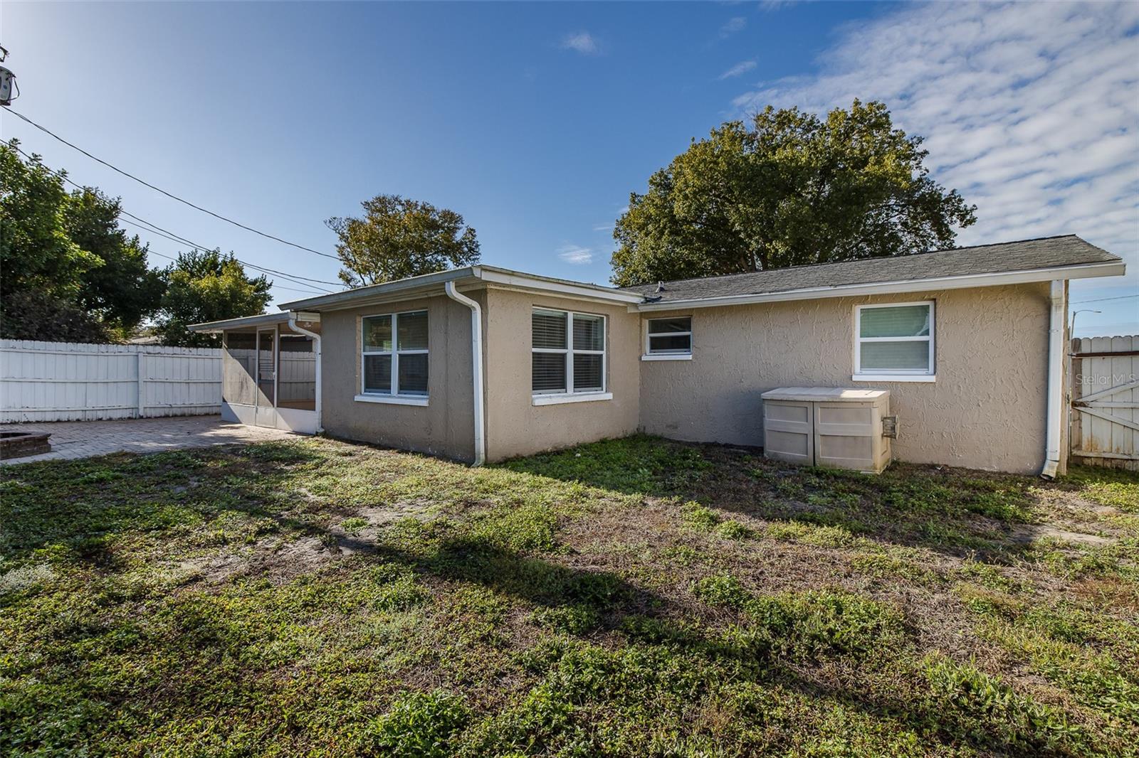 1148 Fernwood Dr Property Photo 18