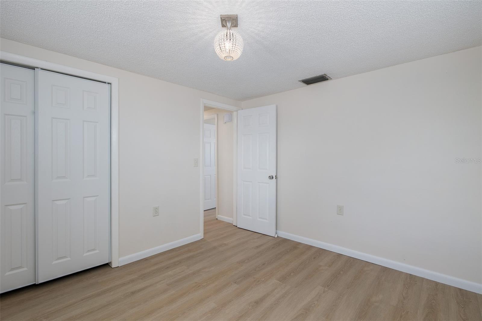 1148 Fernwood Dr Property Photo 26