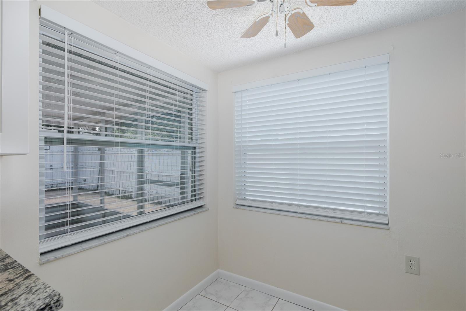 1148 Fernwood Dr Property Photo 33