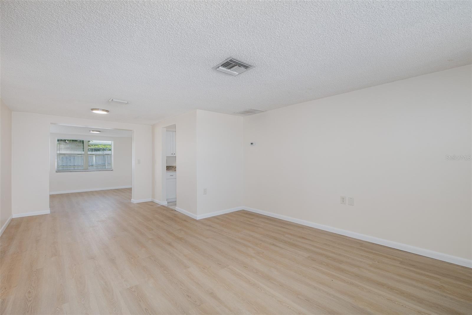 1148 Fernwood Dr Property Photo 35