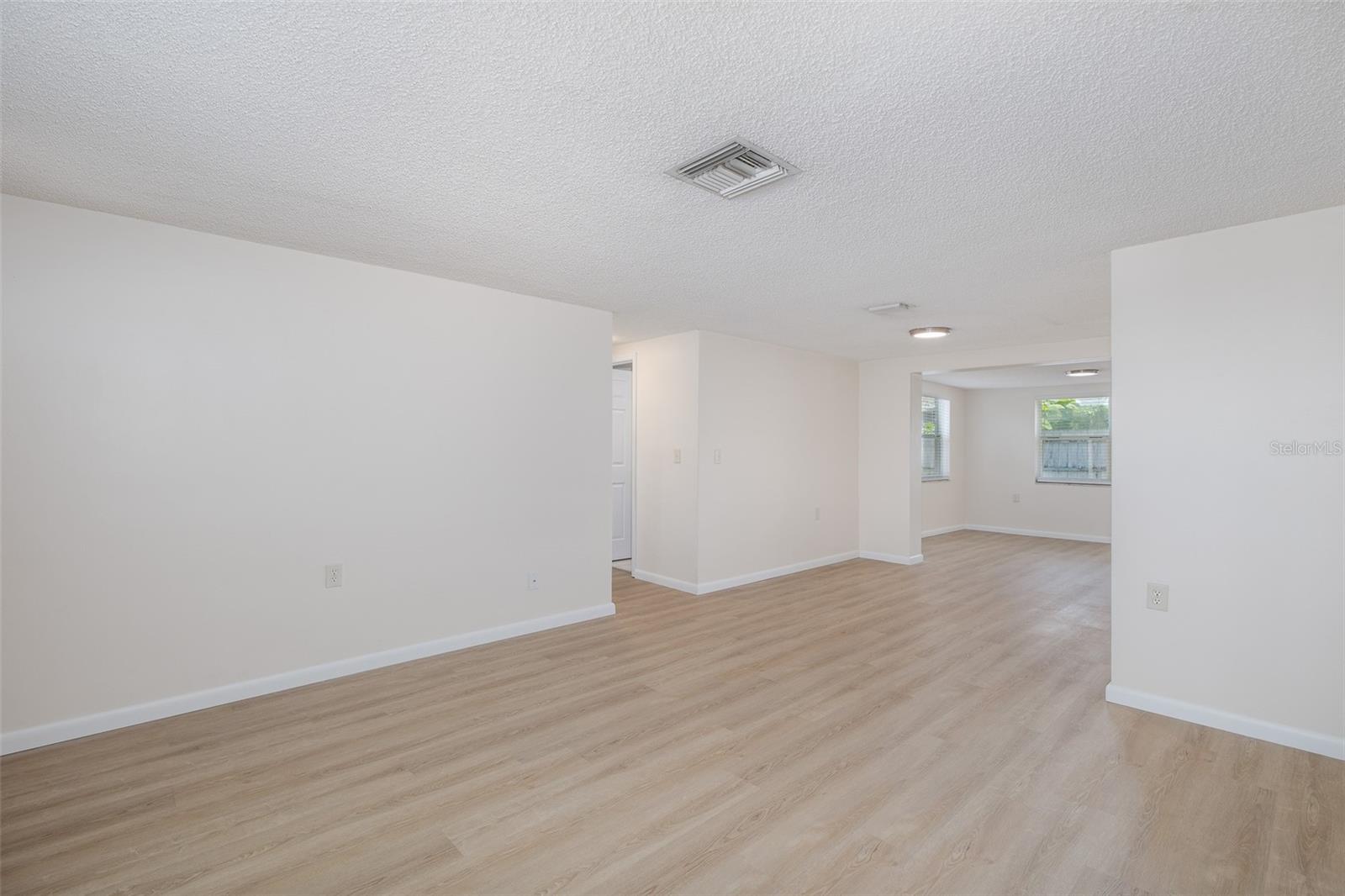 1148 Fernwood Dr Property Photo 36