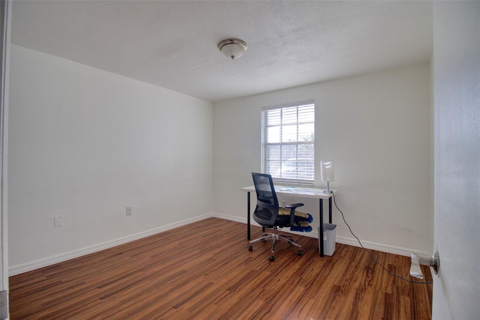 4242 Redcliff Pl #c Property Photo 9
