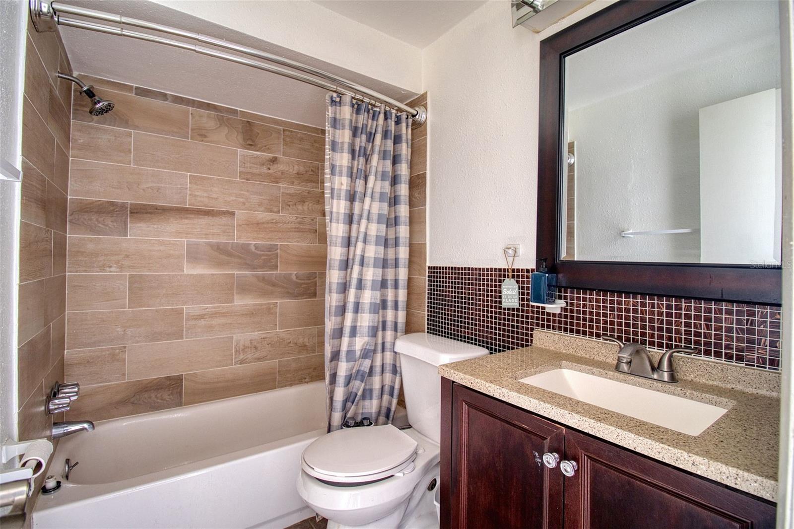 4242 Redcliff Pl #c Property Photo 11
