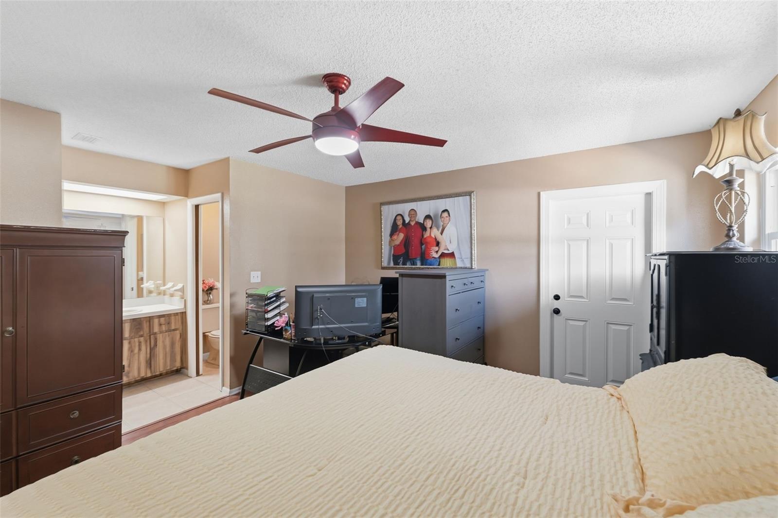 11608 Fox Run Property Photo 14