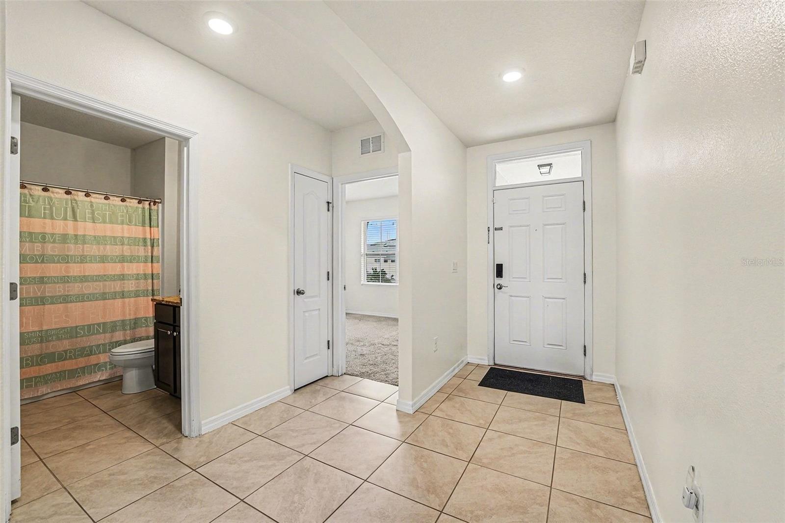 3180 Country Club Cir Property Photo 3