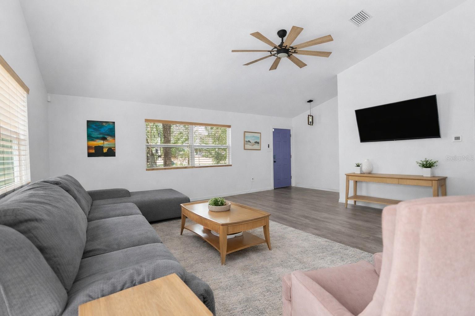 15236 Mottled Owl Rd Property Photo 4