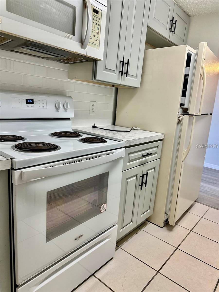 4930 Getner St #0 Property Photo 14