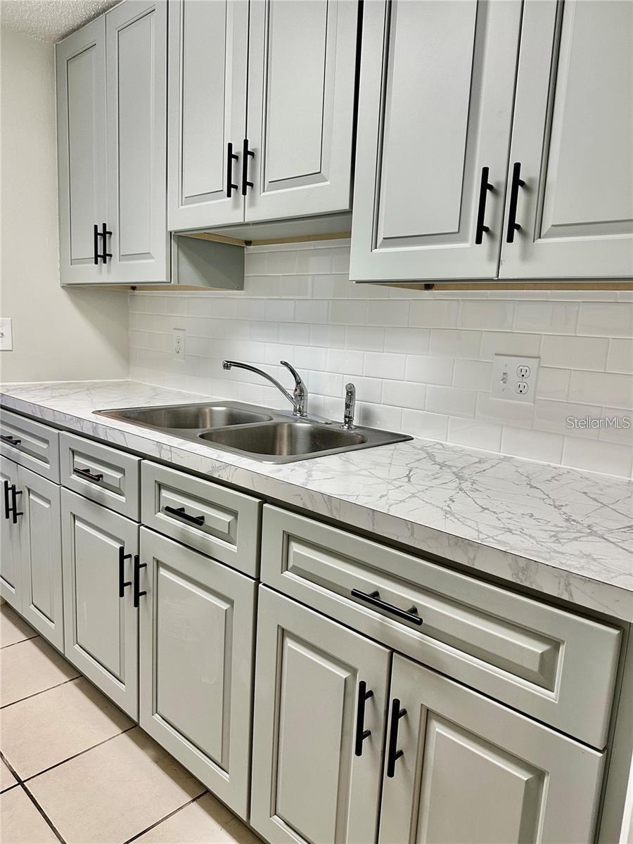 4930 Getner St #0 Property Photo 16