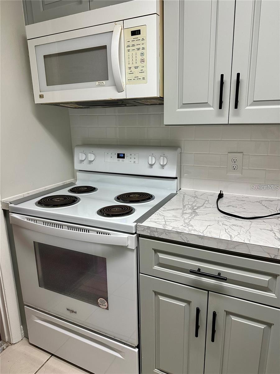 4930 Getner St #0 Property Photo 17
