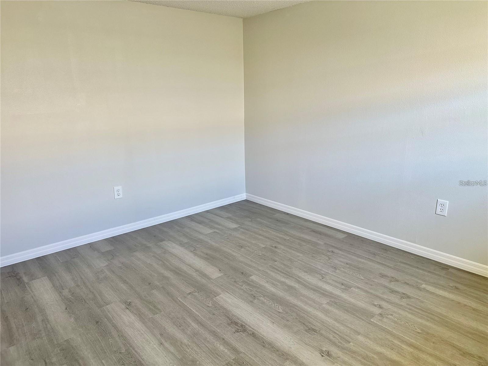 4930 Getner St #0 Property Photo 31
