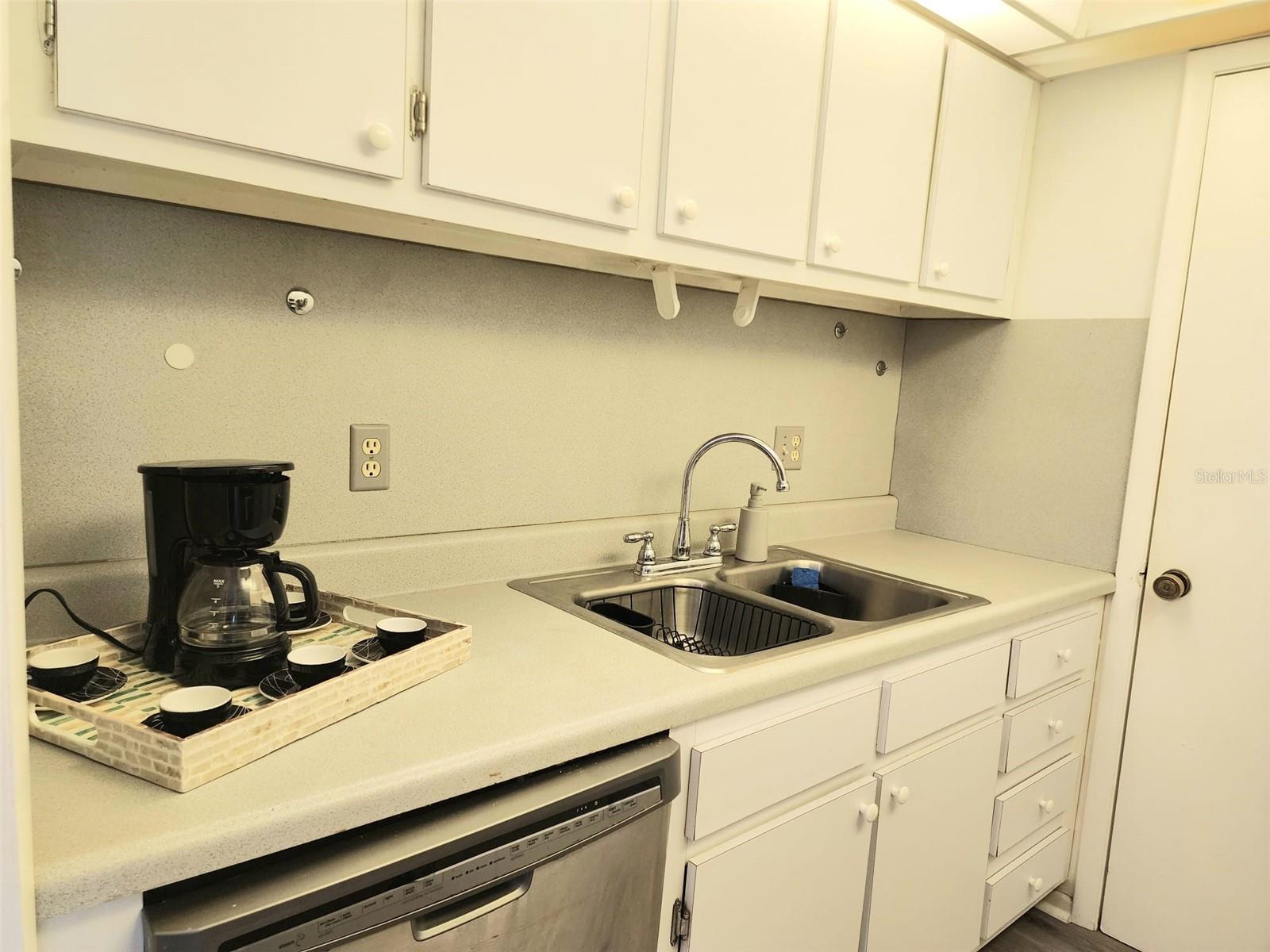 3249 Beneva Rd #204 Property Photo 40