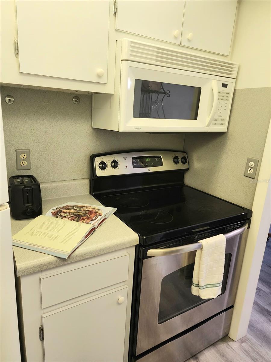 3249 Beneva Rd #204 Property Photo 42