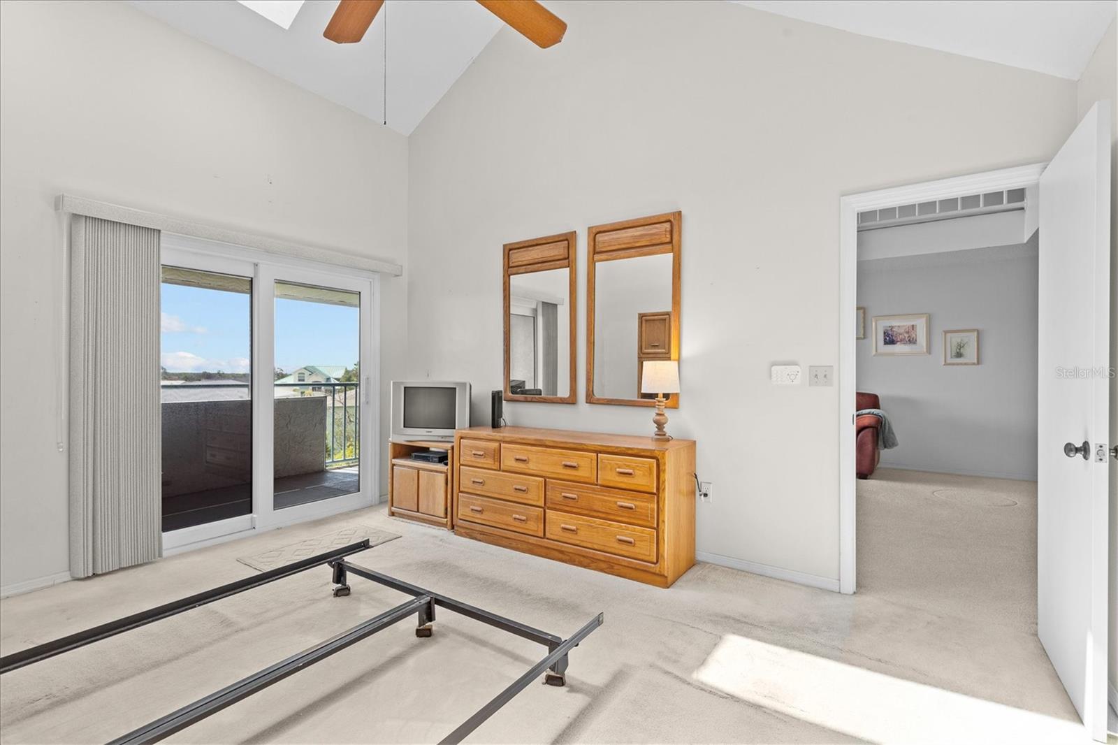5537 Sea Forest Dr #307 Property Photo 22