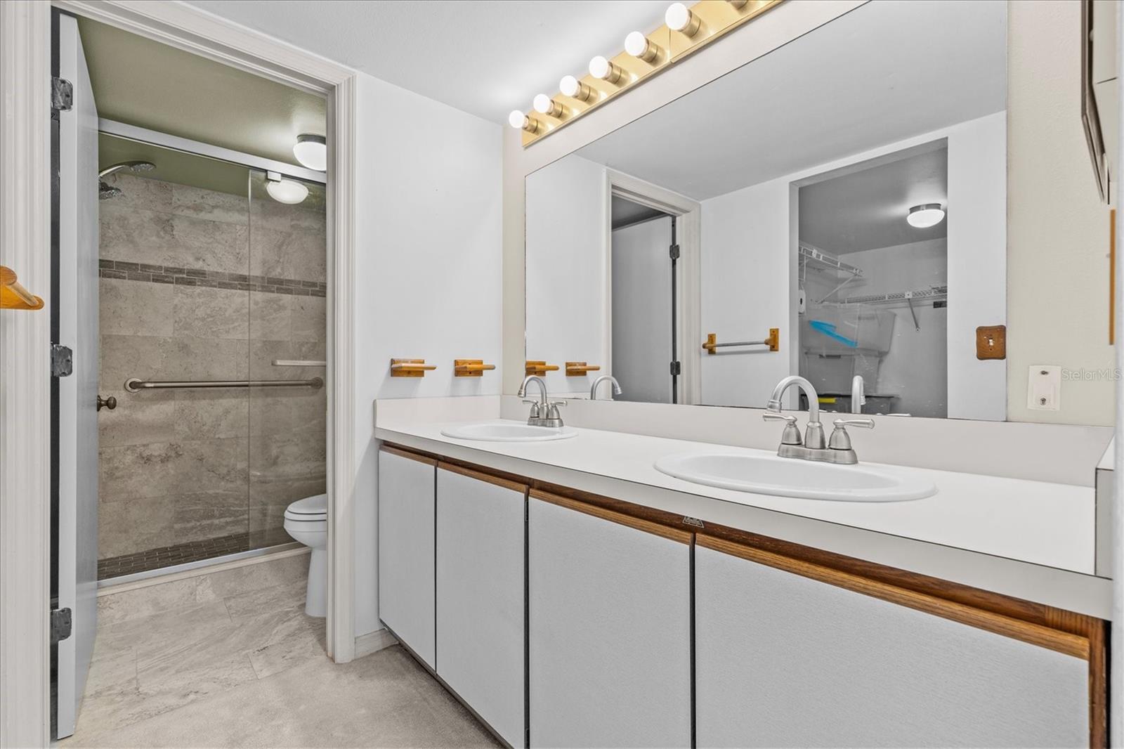 5537 Sea Forest Dr #307 Property Photo 24