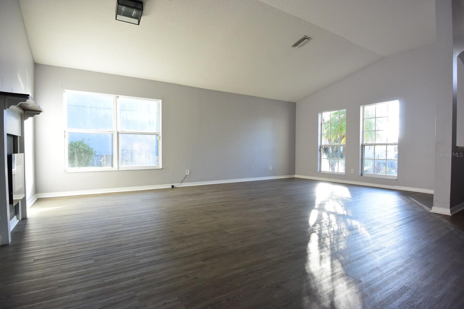 11454 Walden Loop Property Photo 6