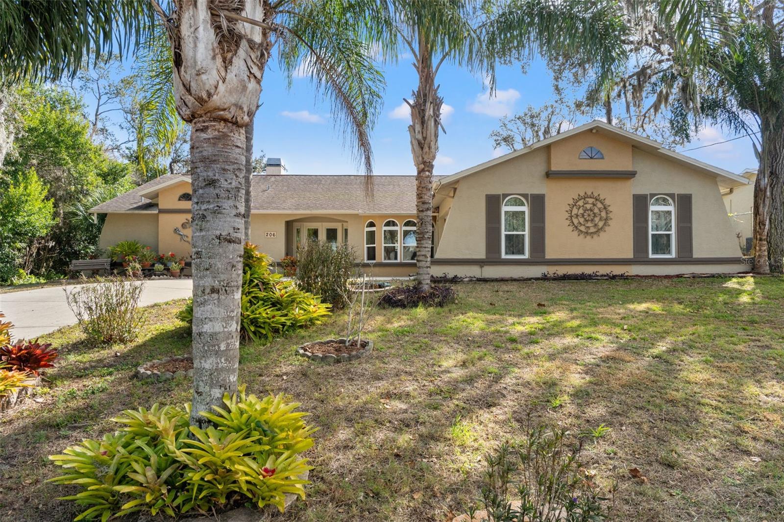 206 Rusk Cir Property Photo 4
