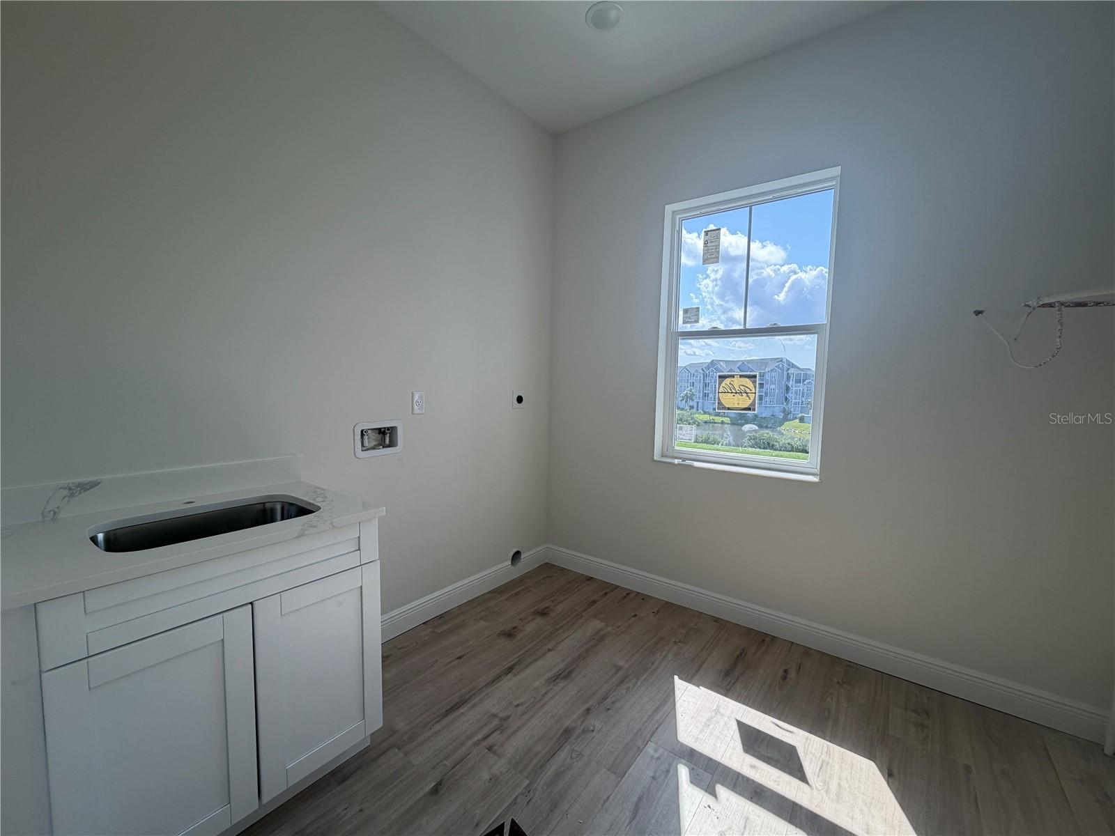 5815 Elisabethan Ln Property Photo 17