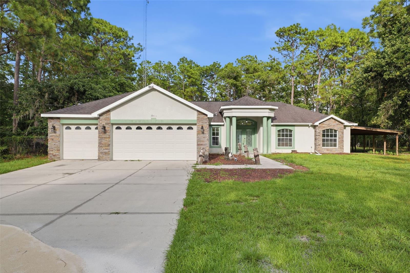 18236 Macek Rd Property Photo 2