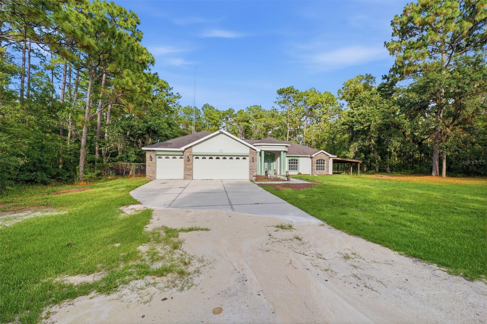 18236 Macek Rd Property Photo 5