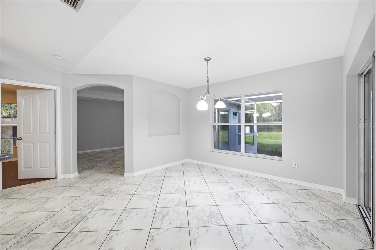 18236 Macek Rd Property Photo 17