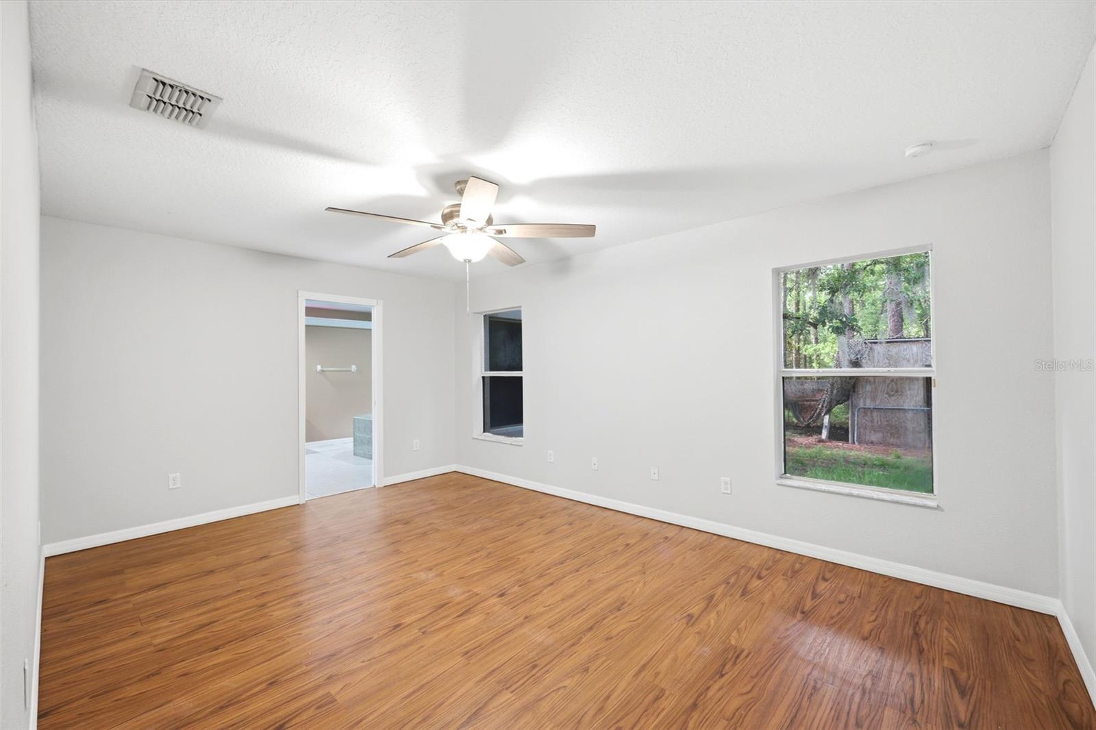 18236 Macek Rd Property Photo 22