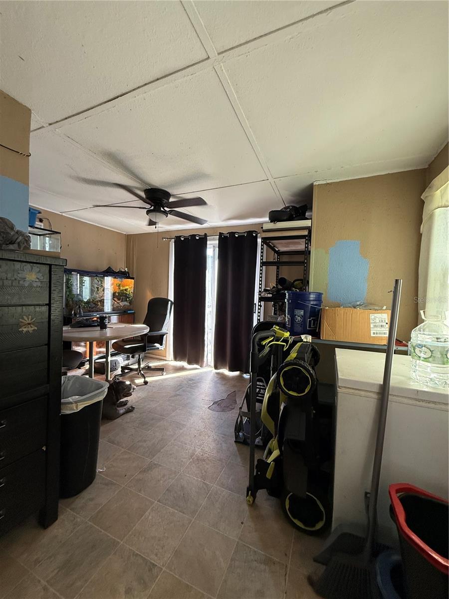 6100 Main St #a Property Photo 11