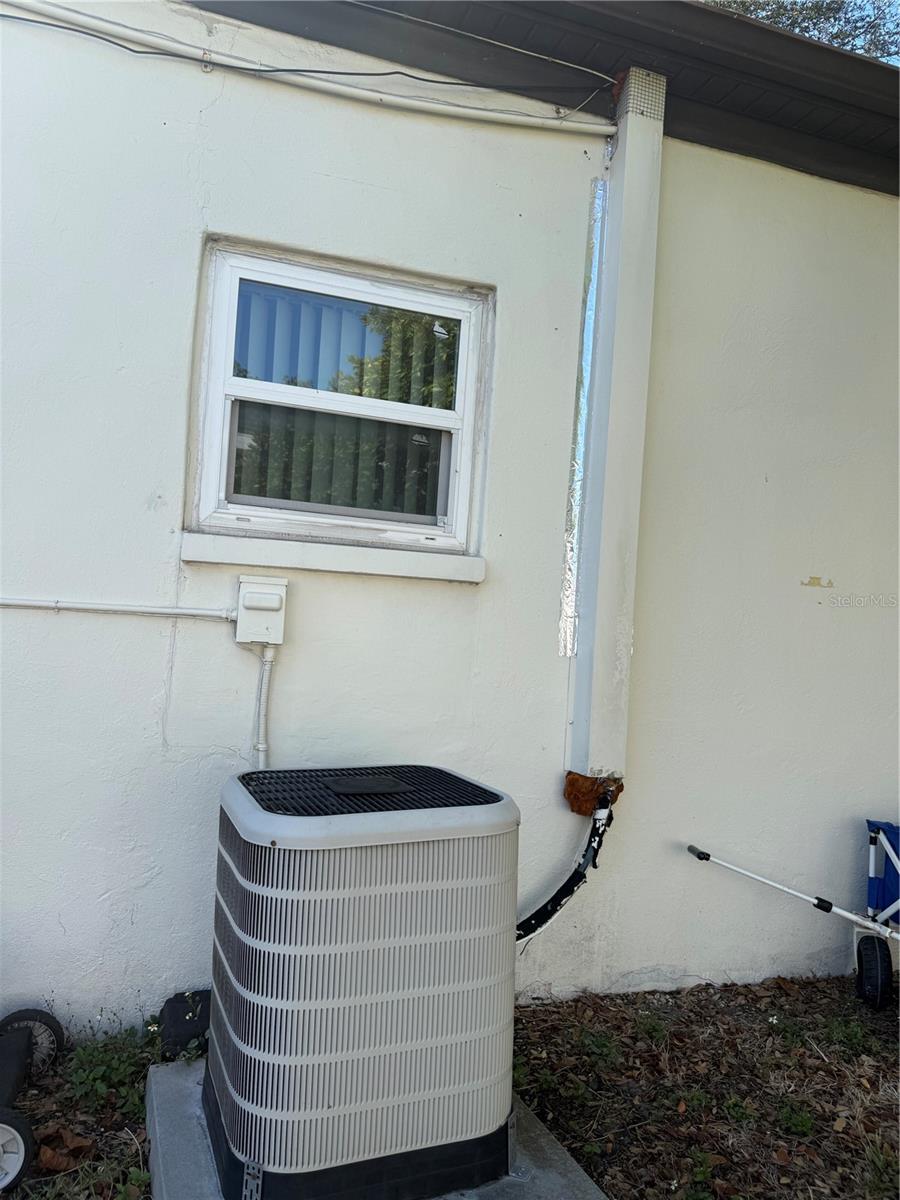 6100 Main St #a Property Photo 14