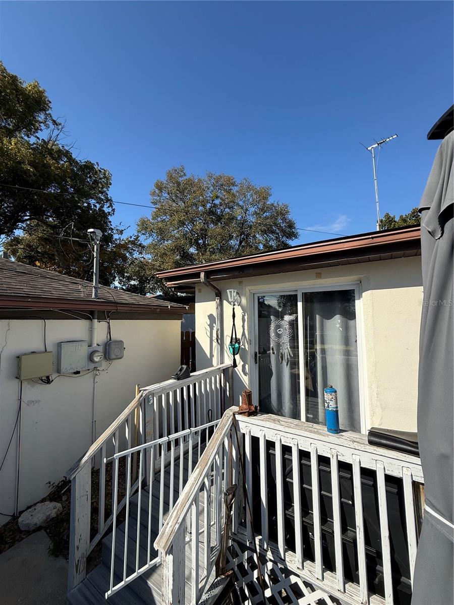 6100 Main St #a Property Photo 15