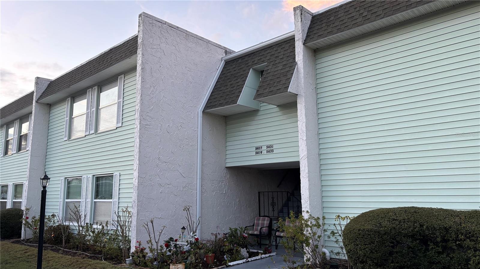 5433 PALM DR