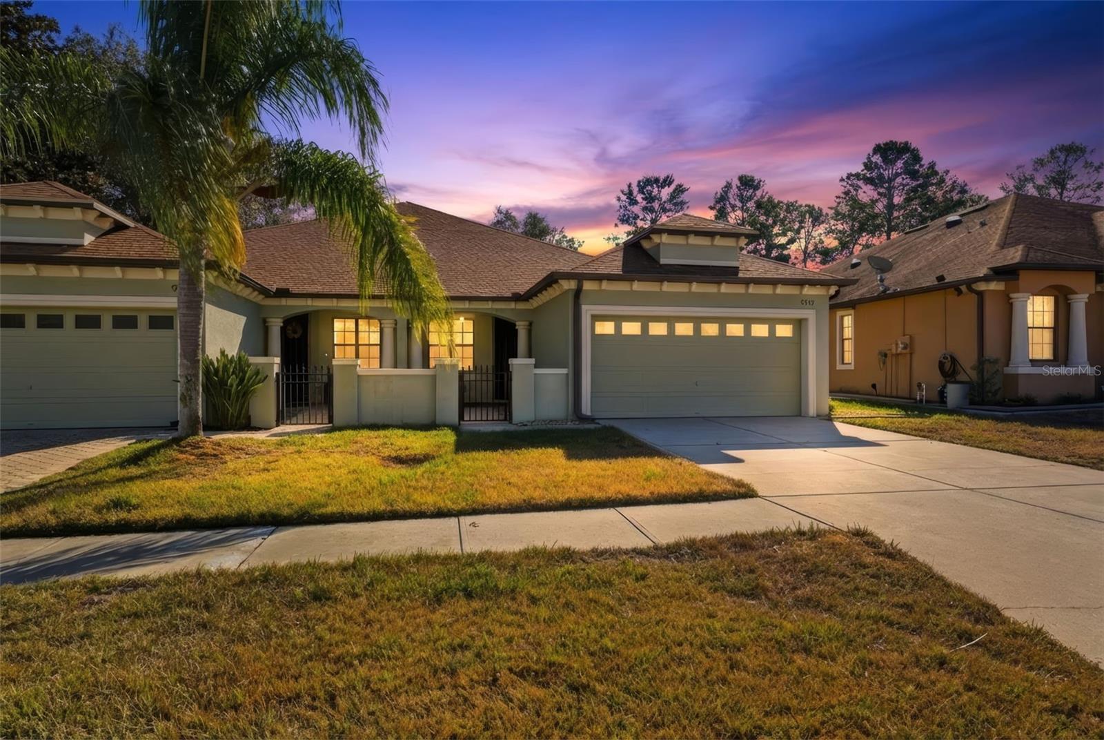 9255 SOUTHERN CHARM CIR Property Photo 1