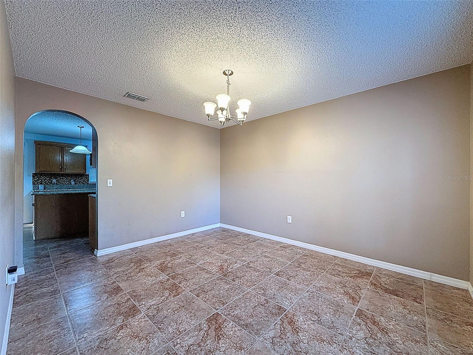 3181 Deltona Blvd Property Photo 14