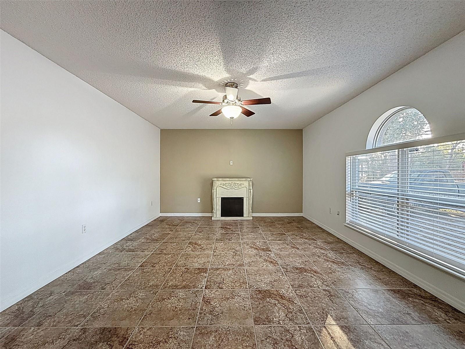 3181 Deltona Blvd Property Photo 21