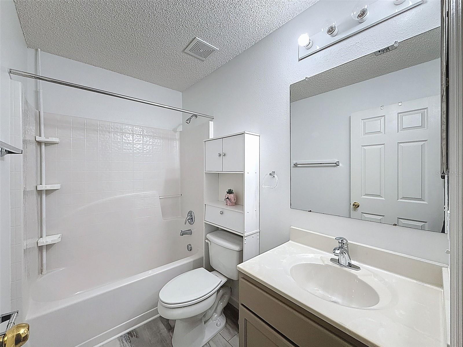 3181 Deltona Blvd Property Photo 33