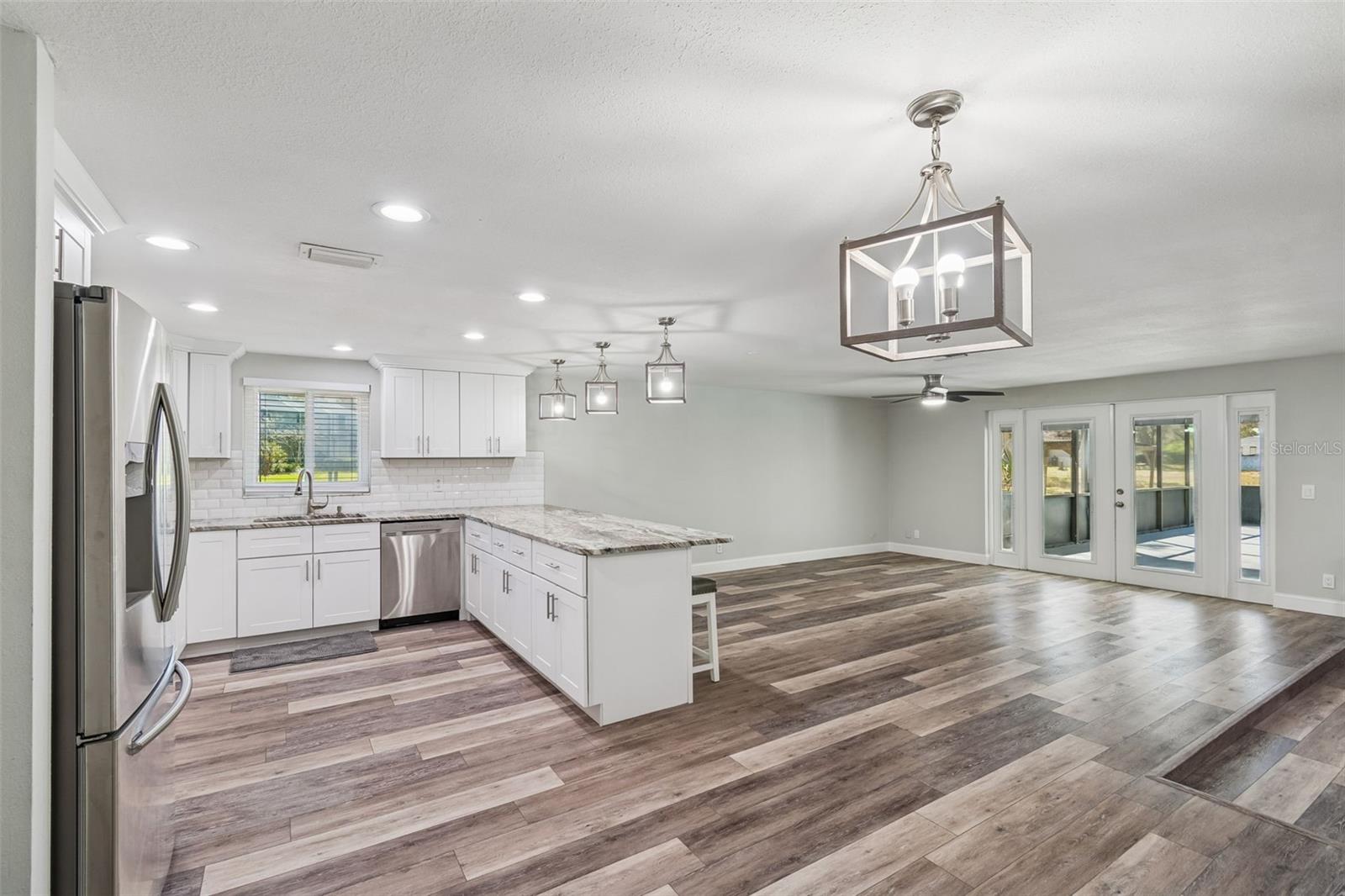 10909 Candy Ln Property Photo 8