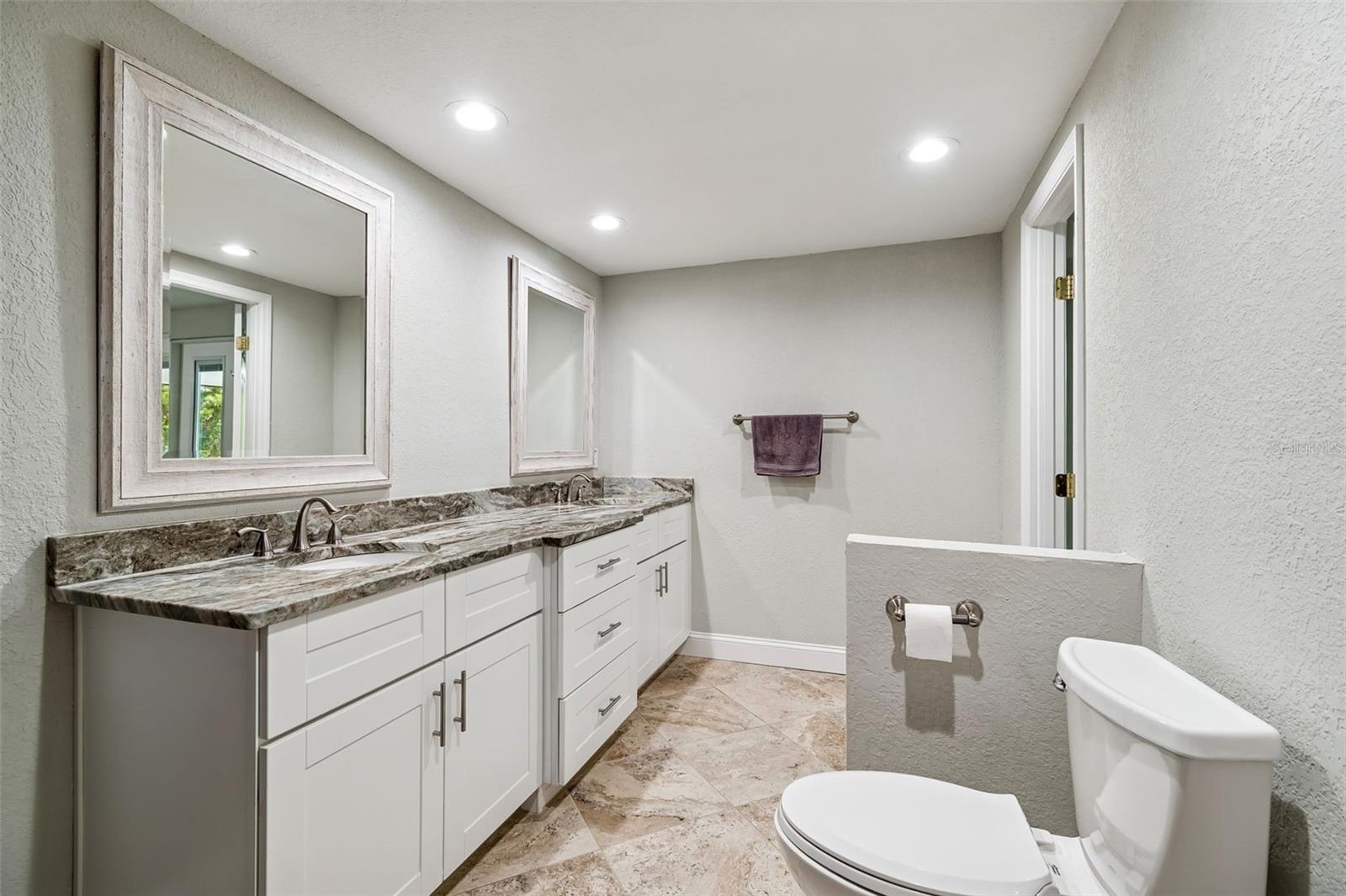 10909 Candy Ln Property Photo 19