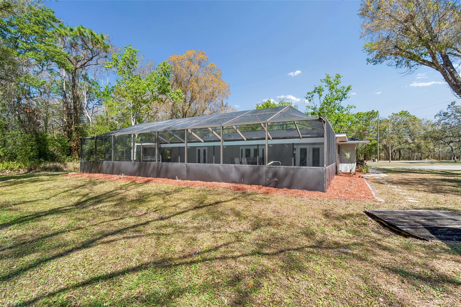 10909 Candy Ln Property Photo 28