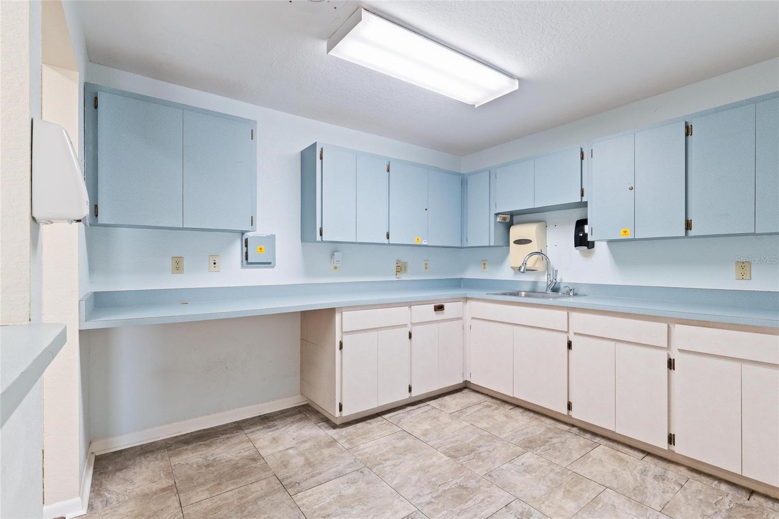 1200 S Pinellas Ave Property Photo 12
