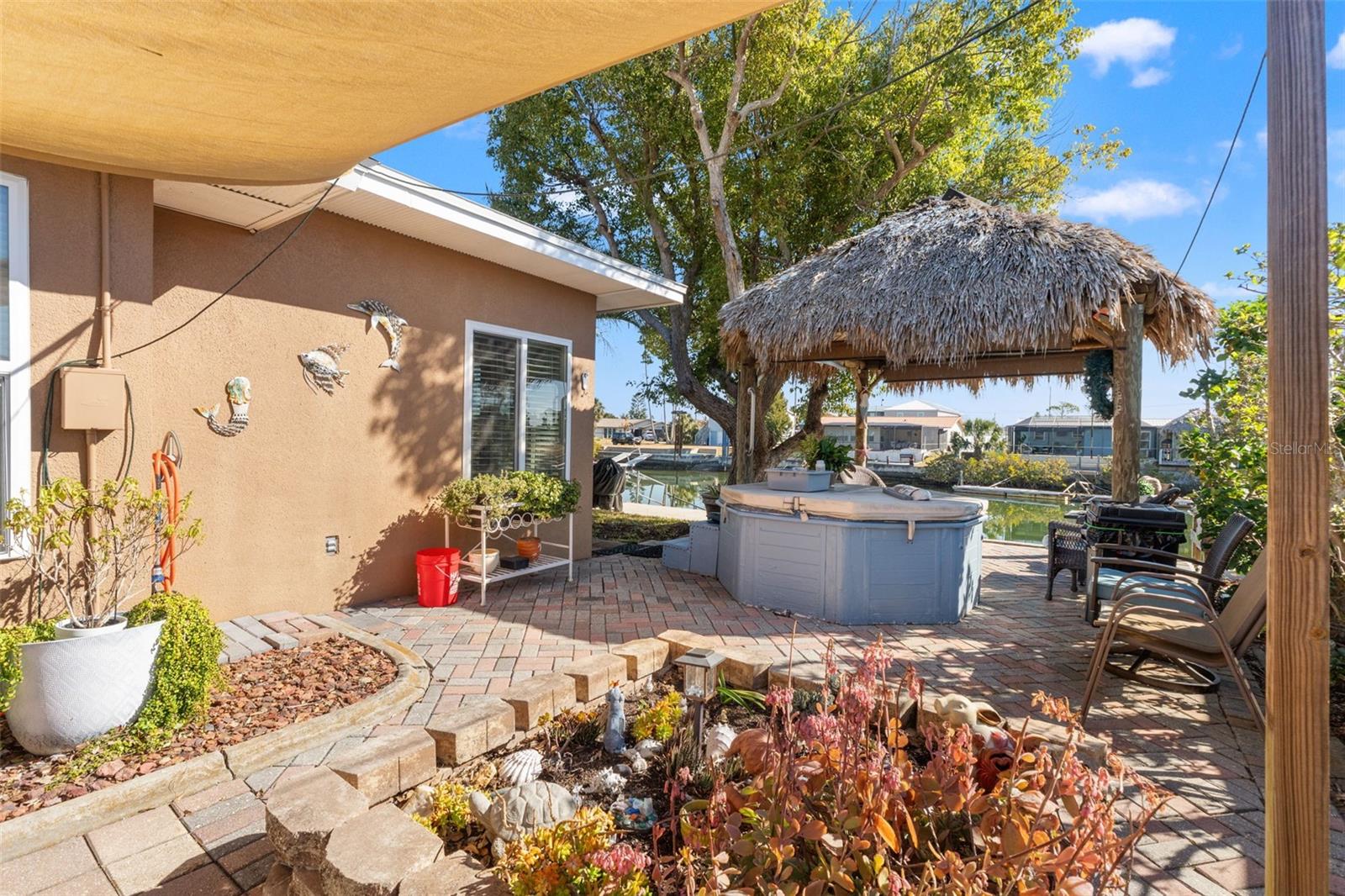 4384 4th Isle Dr Property Photo 24
