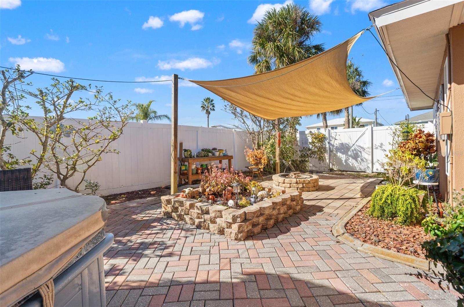 4384 4th Isle Dr Property Photo 26