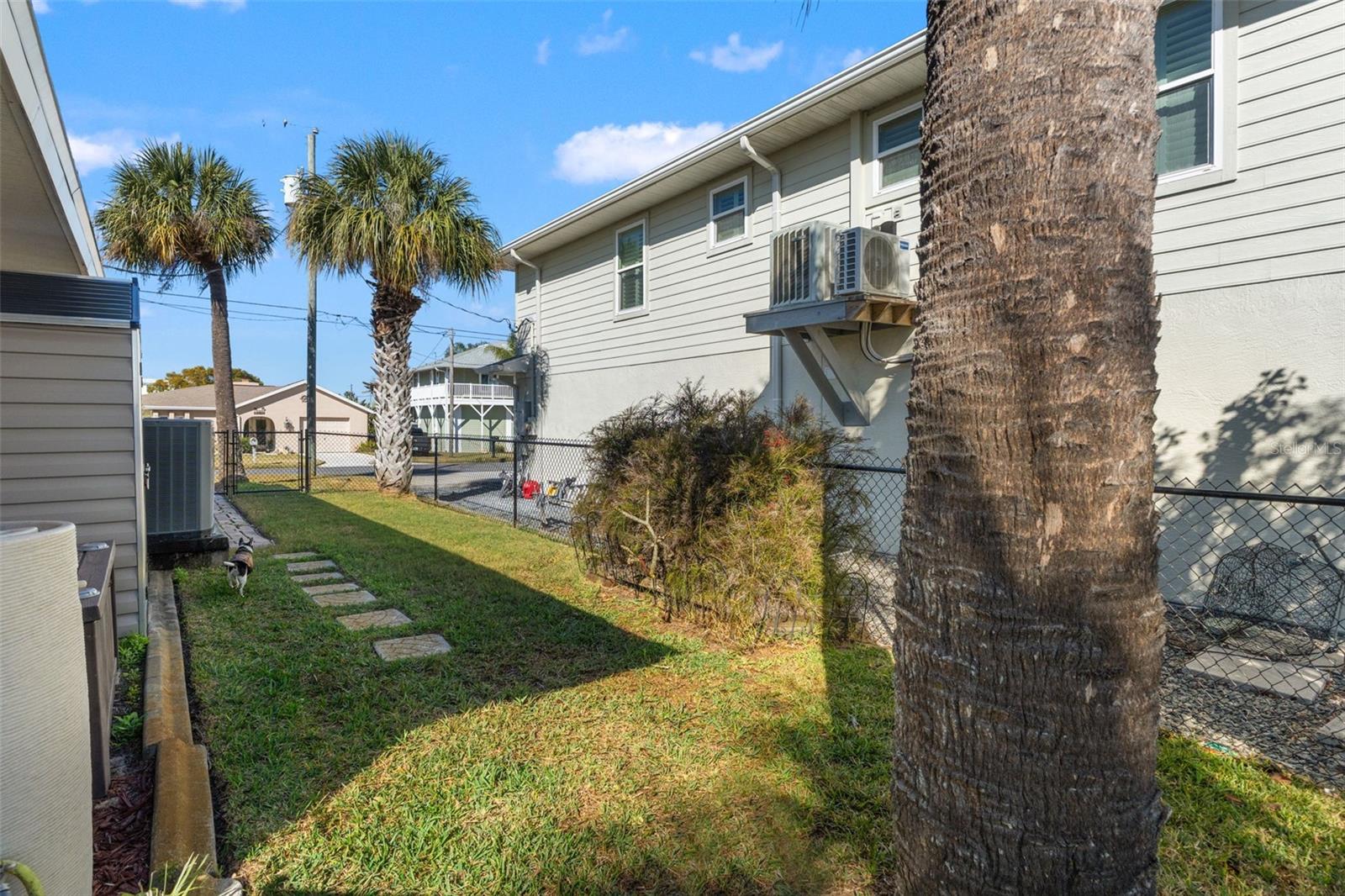 4384 4th Isle Dr Property Photo 36