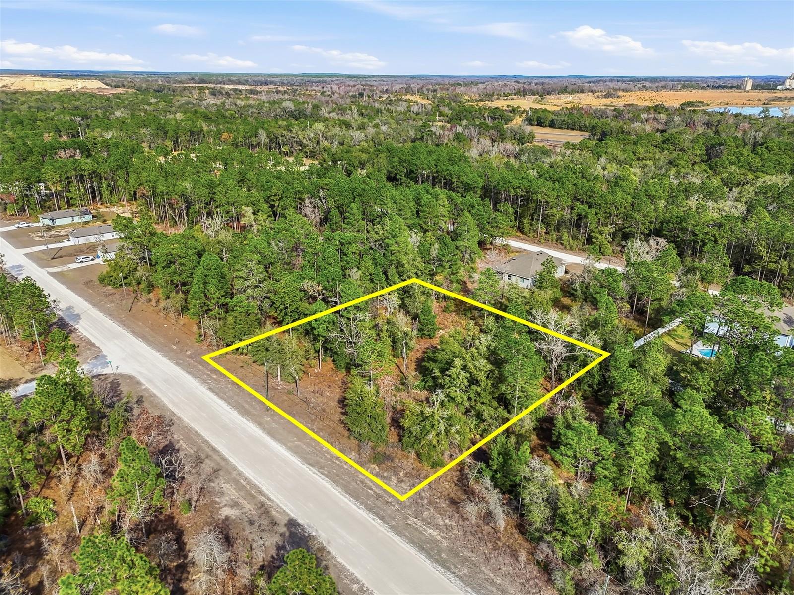 Chimney Swift Rd Property Photo 8
