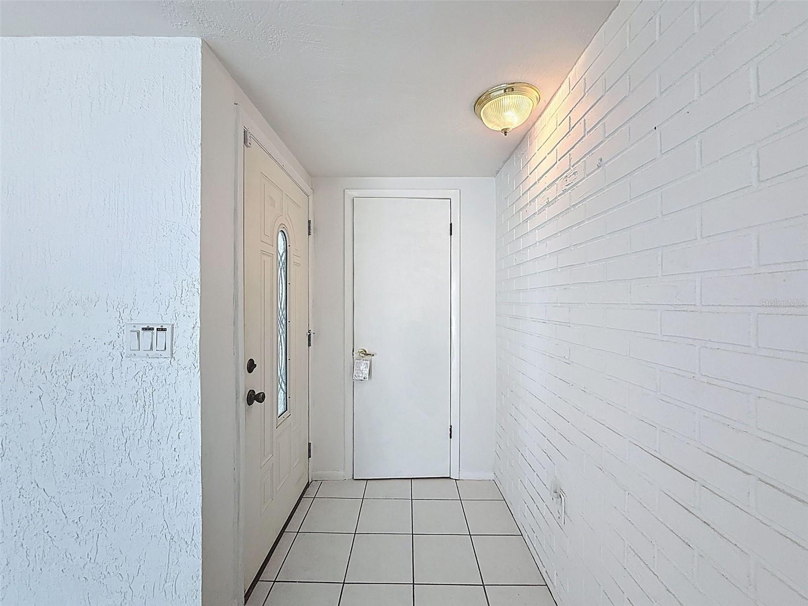 13701 Veronica Dr Property Photo 10