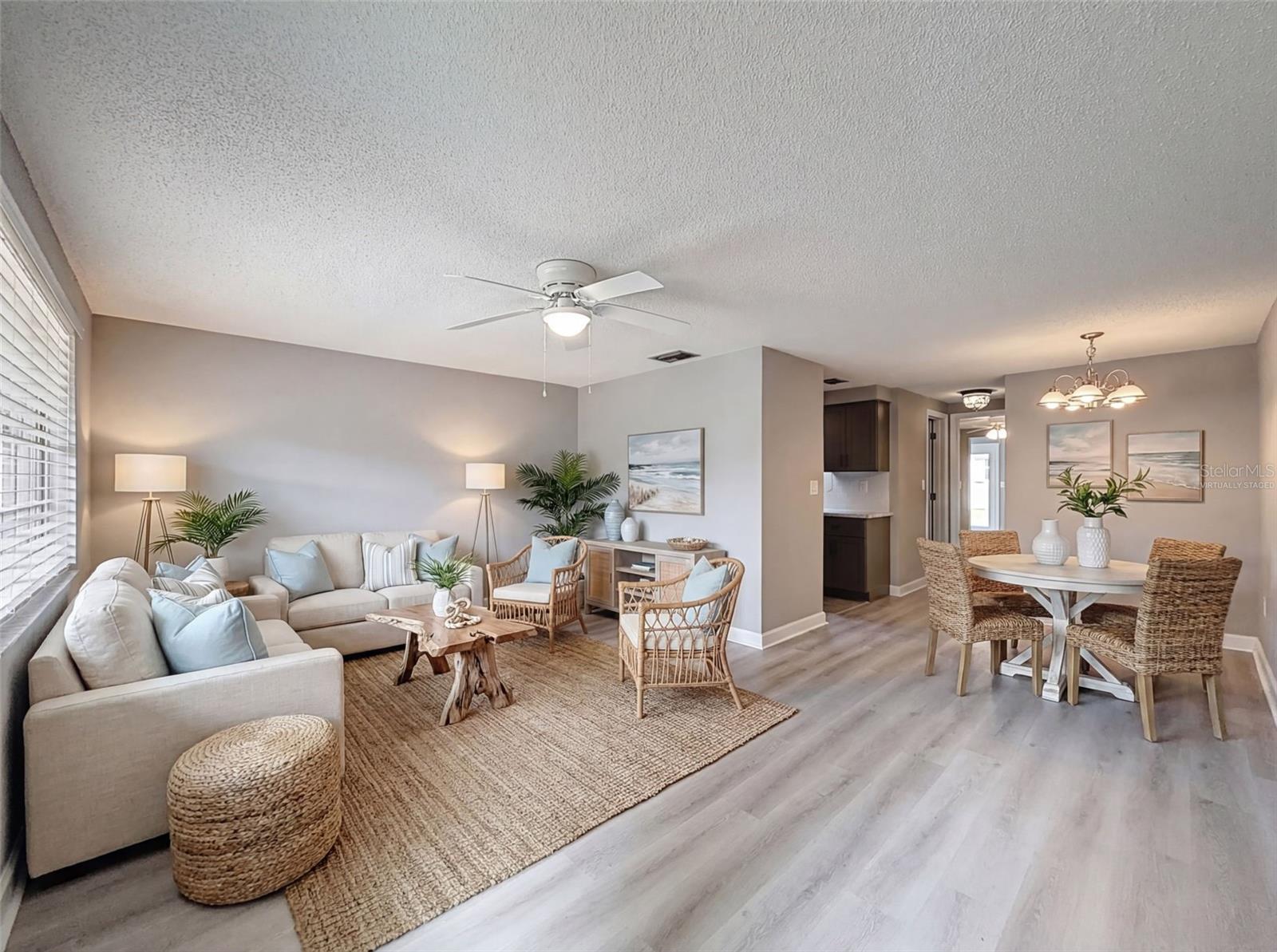 4233 Stratford Dr #d Property Photo 8