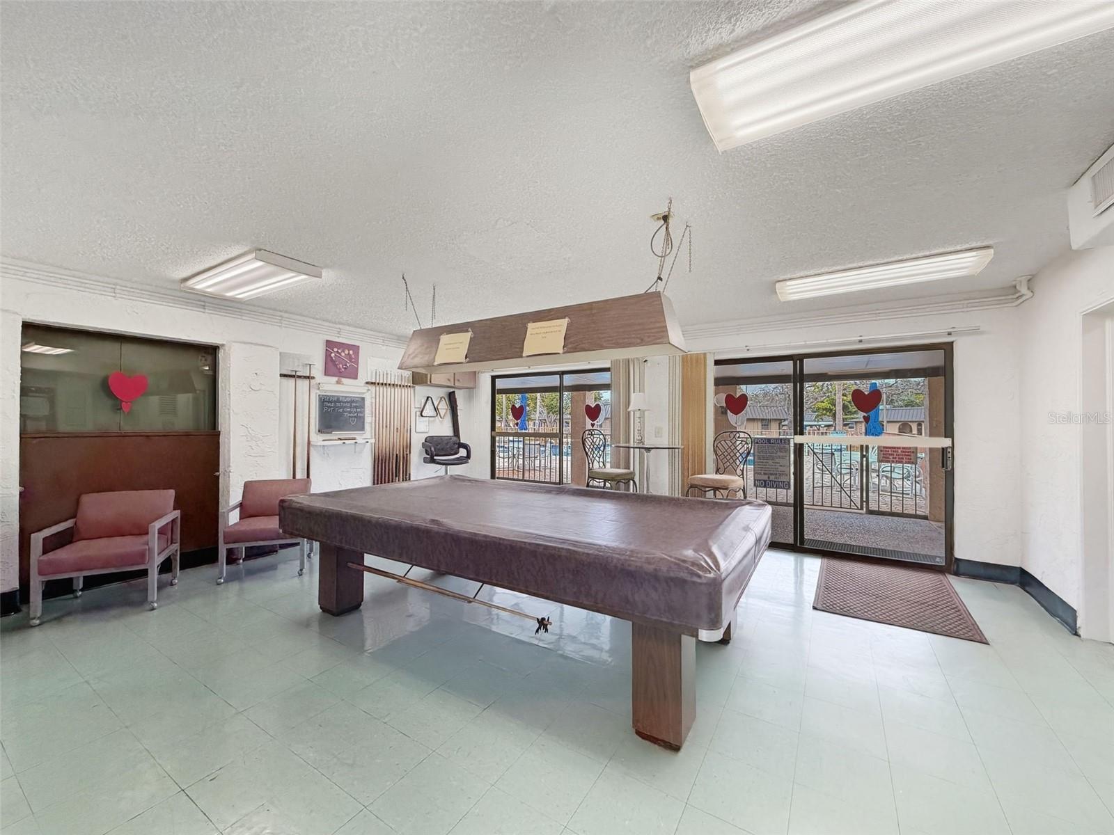 4233 Stratford Dr #d Property Photo 55